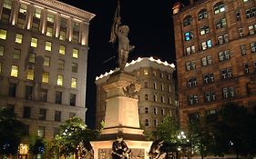 Holiday Inn Montreal Centre Ville Downtown By Ihg